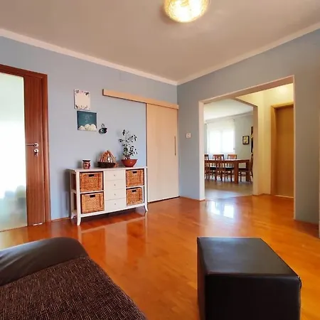 Mihatov Apartment *
