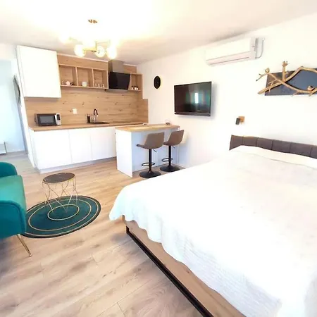 Apartment Mihatov